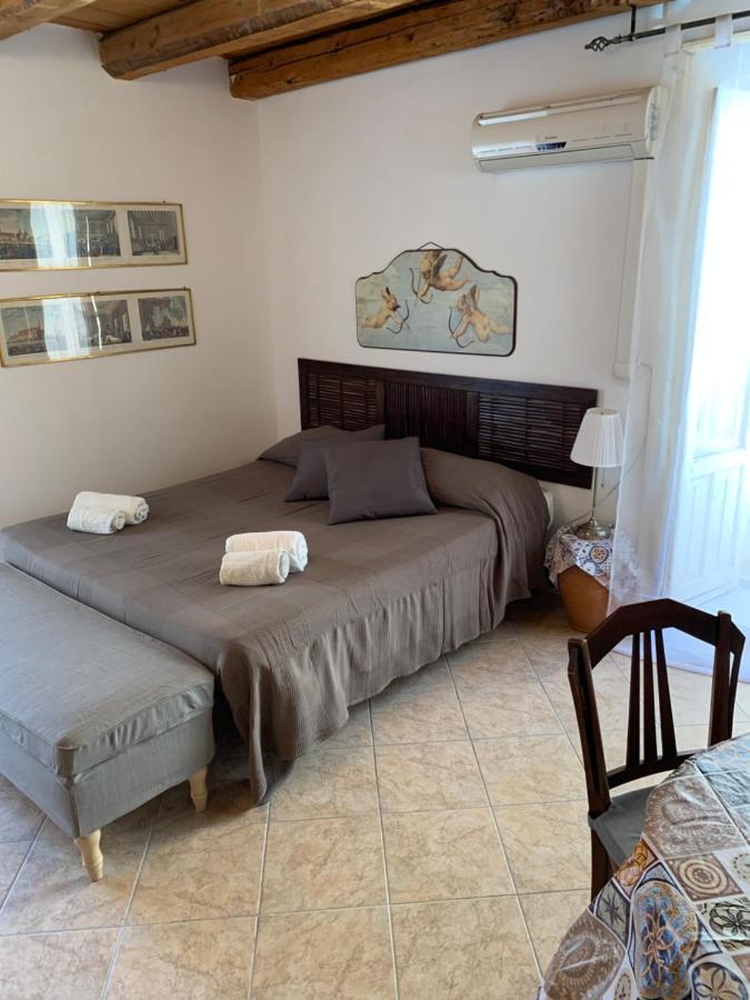 דירות סירקוזה Ortigia Casa מראה חיצוני תמונה