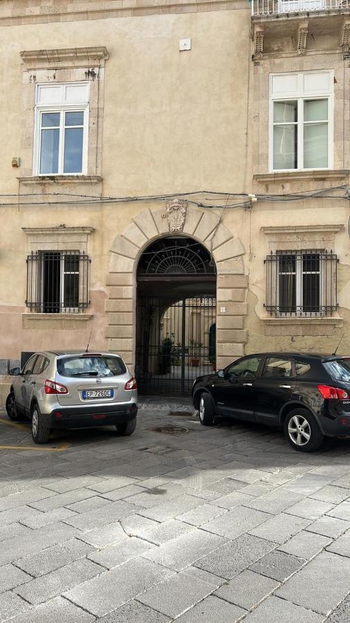 דירות סירקוזה Ortigia Casa מראה חיצוני תמונה