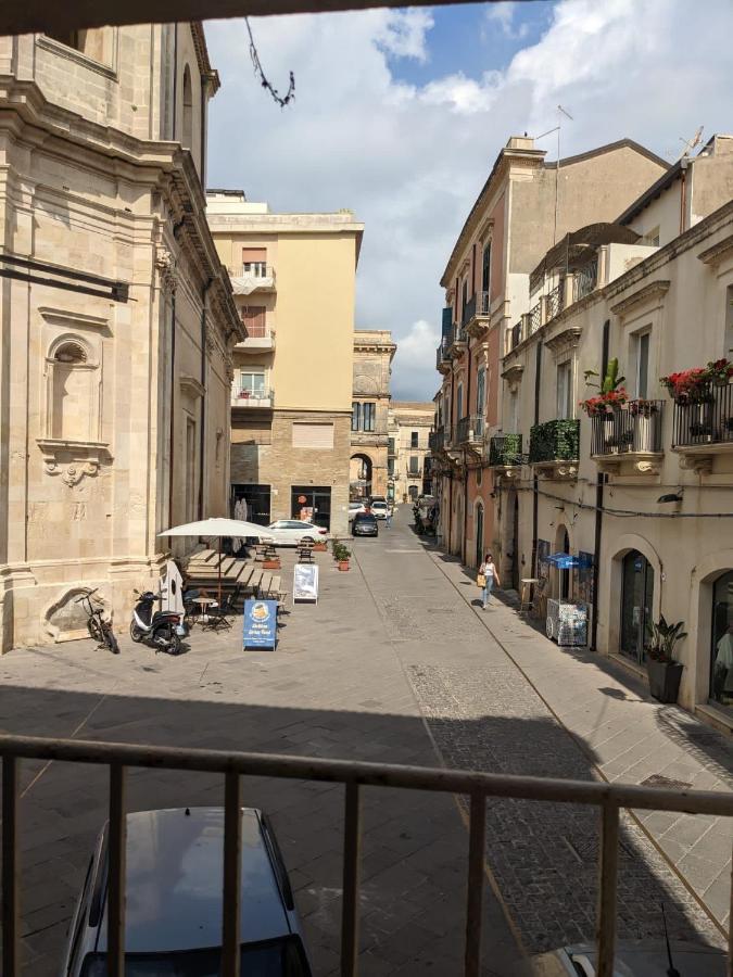 דירות סירקוזה Ortigia Casa מראה חיצוני תמונה